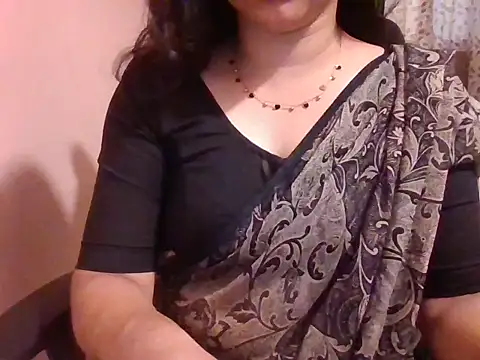 Snapshot of Pinky_4 chatting on May 2, 4:17 am Pinky 4 online show from May 2, 4:17 am