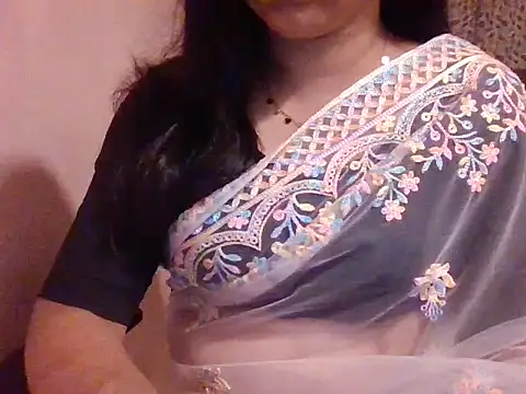 Snapshot of Pinky_4 chatting on May 10, 5:51 pm Pinky 4 online show from May 10, 5:51 pm