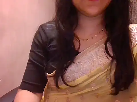 Snapshot of Pinky_4 chatting on June 9, 5:57 pm Pinky 4 online show from June 9, 5:57 pm