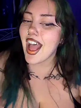 Cutegothcrybabyx online show from December 6, 8:05 am