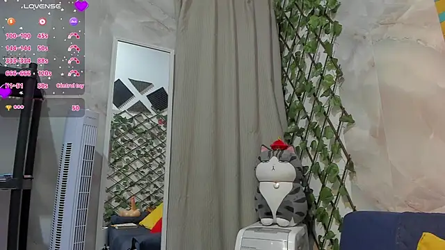 Snapshot of GabiMorgan chatting on March 4, 10:27 pm GabiMorgan online show from March 4, 10:27 pm