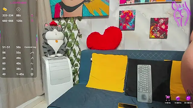 Snapshot of GabiMorgan chatting on October 10, 9:14 pm GabiMorgan online show from October 10, 9:14 pm