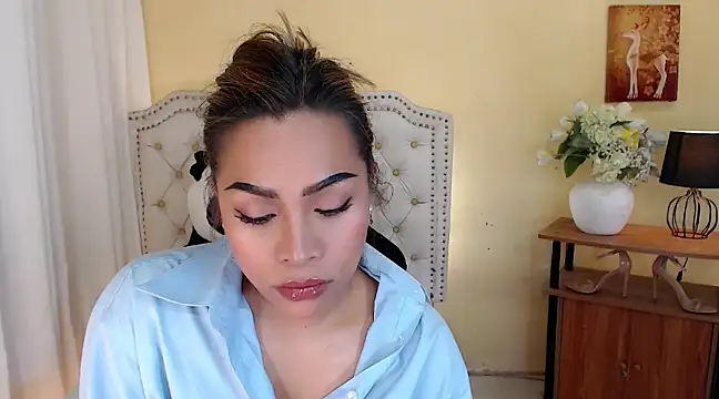 DreamLADYBOY online show from February 22, 11:24 pm