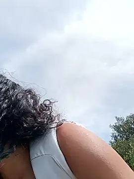 Simone Miller online show from March 16, 3:39 pm