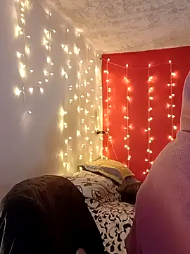 IvonneT online show from December 12, 2:59 am