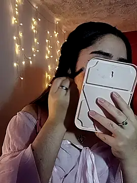 IvonneT online show from March 2, 10:38 pm