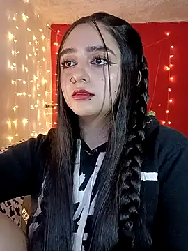 IvonneT online show from March 16, 11:14 pm