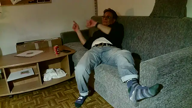 HETEREOMAN online show from January 17, 7:17 pm