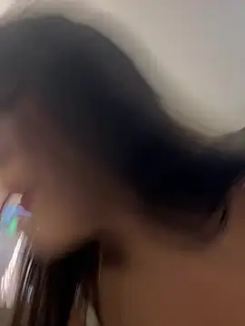Snapshot of MiaJones21 chatting on June 25, 10:36 pm MiaJones21 online show from June 25, 10:36 pm