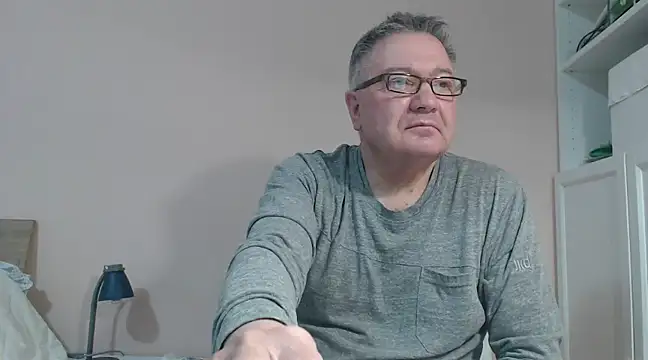 YOU6me online show from January 25, 3:41 pm