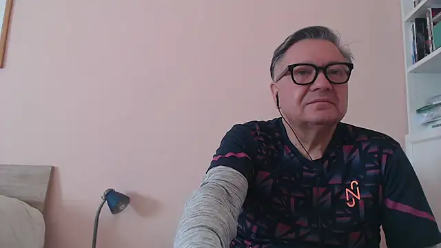 YOU6me online show from February 13, 7:48 am