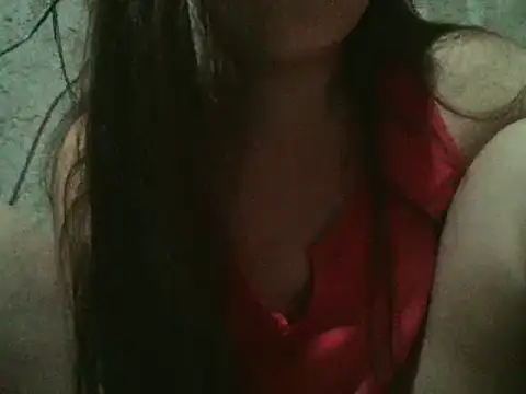 Snapshot of Beatrice143 chatting on December 30, 4:19 pm Beatrice143 online show from December 30, 4:19 pm