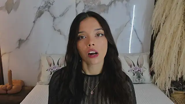 hannahill69 online show from March 3, 4:47 am