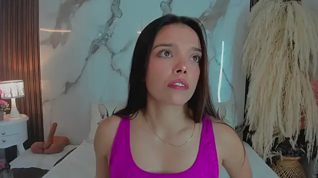 hannahill69 online show from March 10, 4:38 am