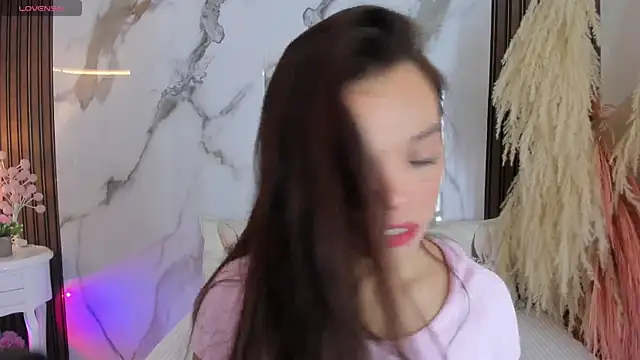 hannahill69 online show from September 25, 4:49 am