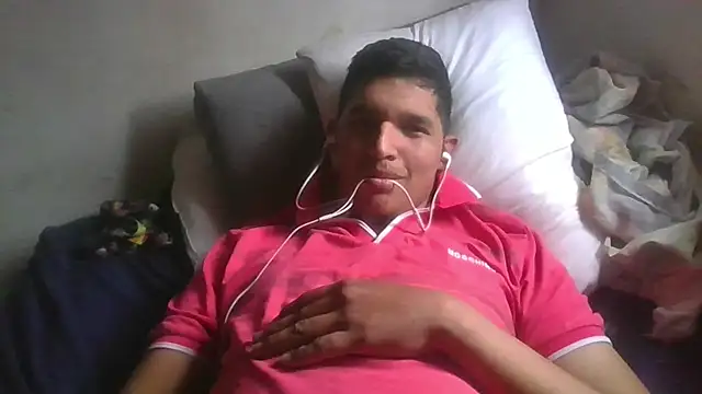 JakeHorny28 online show from December 20, 7:32 pm