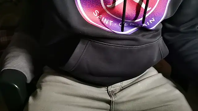 Lucas1andOnly4Girl online show from February 18, 8:05 pm