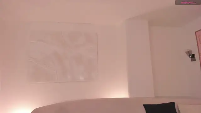 AnaDurant online show from November 22, 12:48 pm