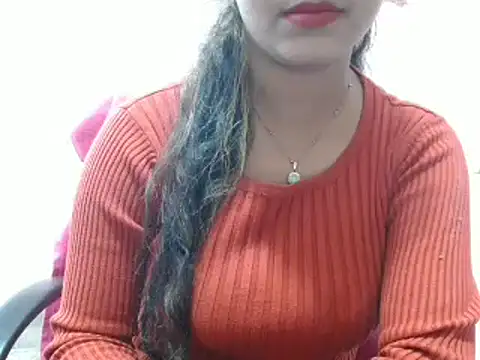 Snapshot of LovingPihu chatting on January 30, 4:58 am LovingPihu online show from January 30, 4:58 am