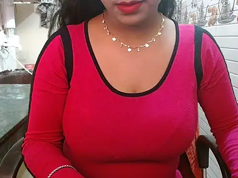 LovingPihu online show from December 2, 5:35 am