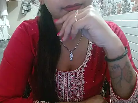 LovingPihu online show from March 20, 5:45 am