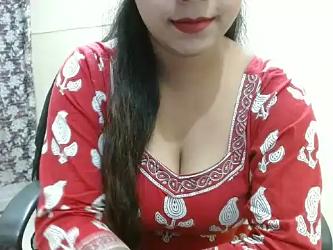 LovingPihu online show from April 18, 5:00 am