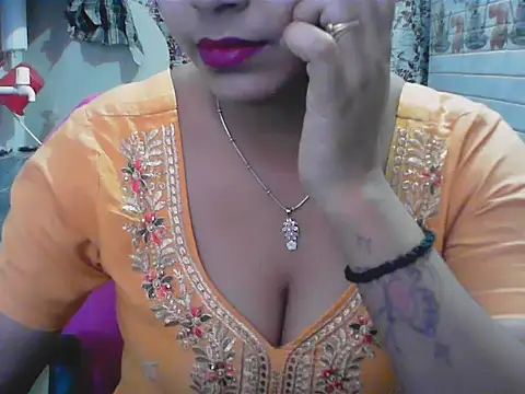 LovingPihu online show from May 31, 4:53 am