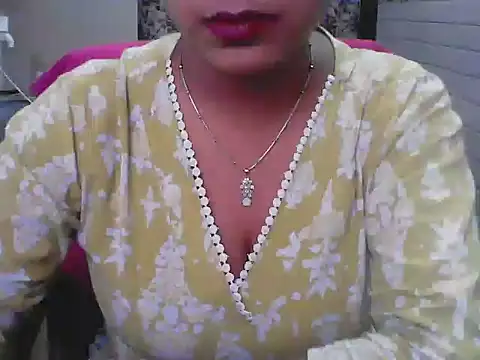 LovingPihu online show from June 5, 6:52 am