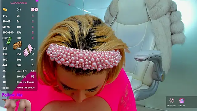 sassy madeline online show from January 13, 10:35 pm