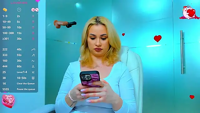 sassy madeline online show from February 17, 7:31 pm