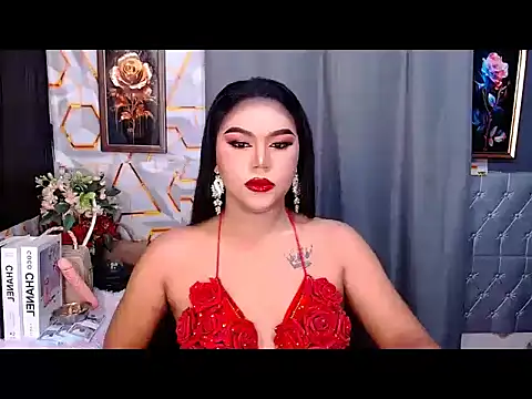 Snapshot of SweetCumFrancine chatting on June 6, 3:22 am SweetCumFrancine online show from June 6, 3:22 am