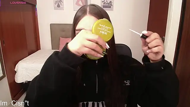 Miley Baker online show from January 17, 2:33 pm