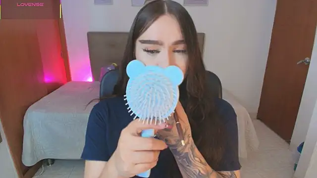 Miley Baker online show from April 22, 12:50 pm