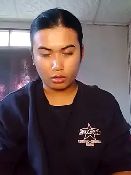 Snapshot of NannyNannybabe chatting on December 15, 8:08 am NannyNannybabe online show from December 15, 8:08 am