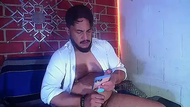 the master foal  online show from March 14, 6:53 am