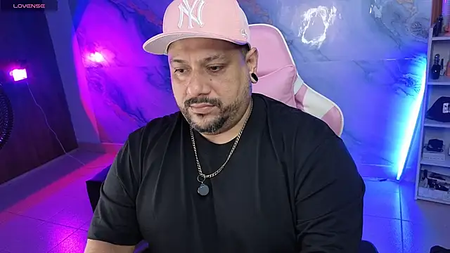 jacoob woods online show from April 21, 1:29 am