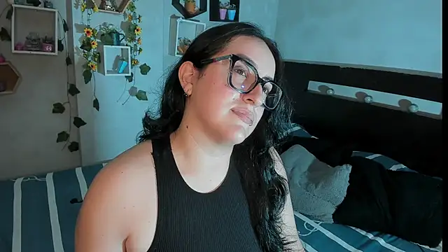 Cherry jhoana online show from February 2, 12:30 am