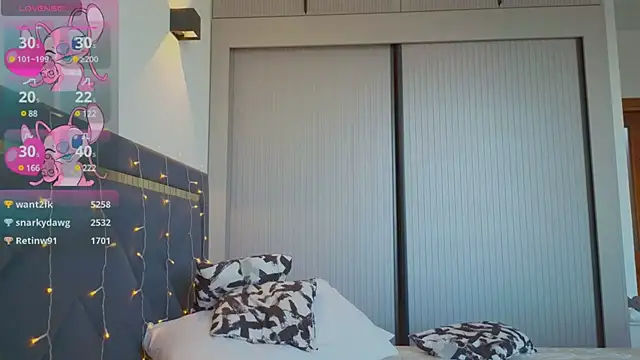 Mia Tin online show from March 20, 11:49 am