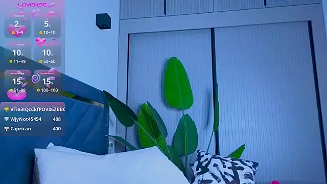 Mia Tin online show from September 16, 12:50 pm