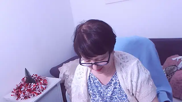 Snapshot of ChristaRose chatting on January 2, 7:01 am ChristaRose online show from January 2, 7:01 am