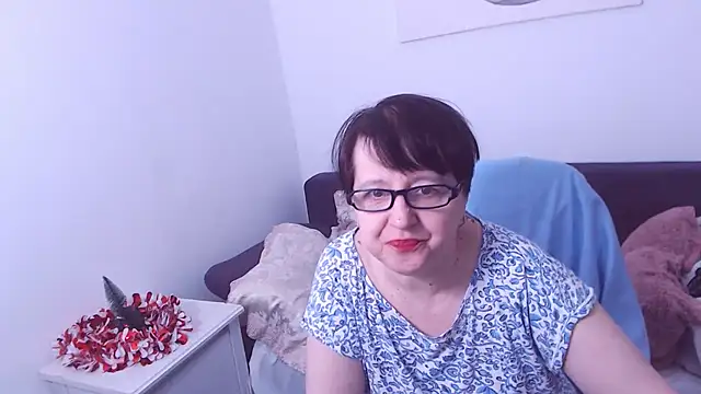 Snapshot of ChristaRose chatting on January 6, 12:16 am ChristaRose online show from January 6, 12:16 am