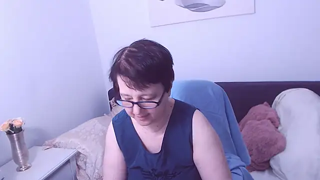 Snapshot of ChristaRose chatting on November 2, 12:57 am ChristaRose online show from November 2, 12:57 am