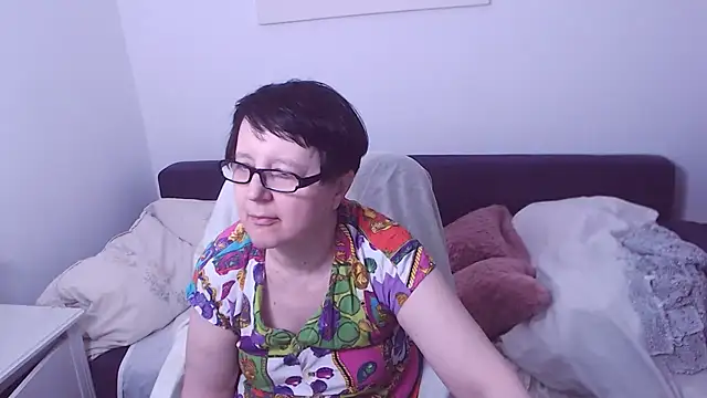 ChristaRose online show from April 5, 11:57 pm