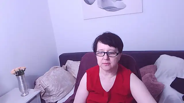 Snapshot of ChristaRose chatting on May 9, 11:21 pm ChristaRose online show from May 9, 11:21 pm