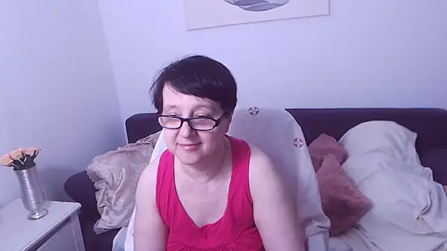 Snapshot of ChristaRose chatting on June 5, 7:19 pm ChristaRose online show from June 5, 7:19 pm