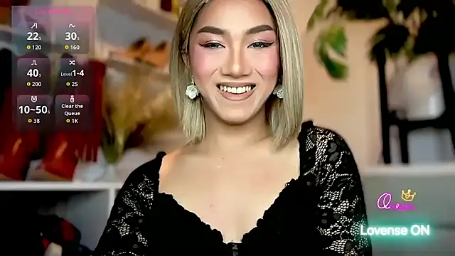 Local Hoelyx online show from April 21, 11:16 am