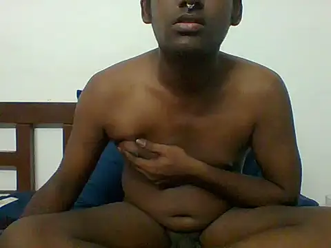Snapshot of Slavebottombdsm09 chatting on May 22, 5:40 pm Slavebottombdsm09 online show from May 22, 5:40 pm