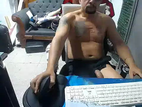 Snapshot of alexam_gal@xh chatting on December 15, 1:11 pm alexam galxh online show from December 15, 1:11 pm