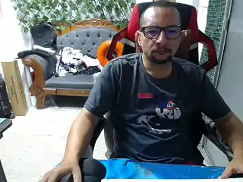 Snapshot of alexam_gal@xh chatting on January 7, 11:14 pm alexam galxh online show from January 7, 11:14 pm