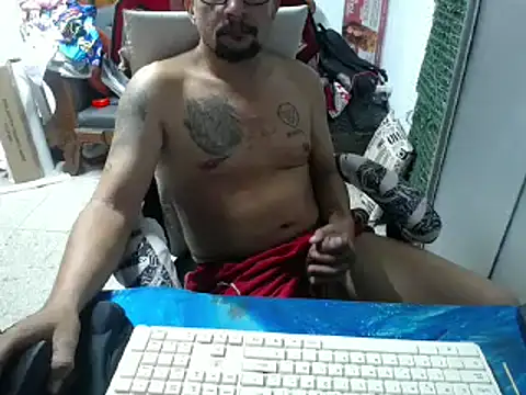 Snapshot of alexam_gal@xh chatting on January 21, 9:04 pm alexam galxh online show from January 21, 9:04 pm